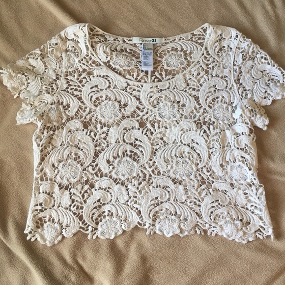 Tops - Forever 21 crop top